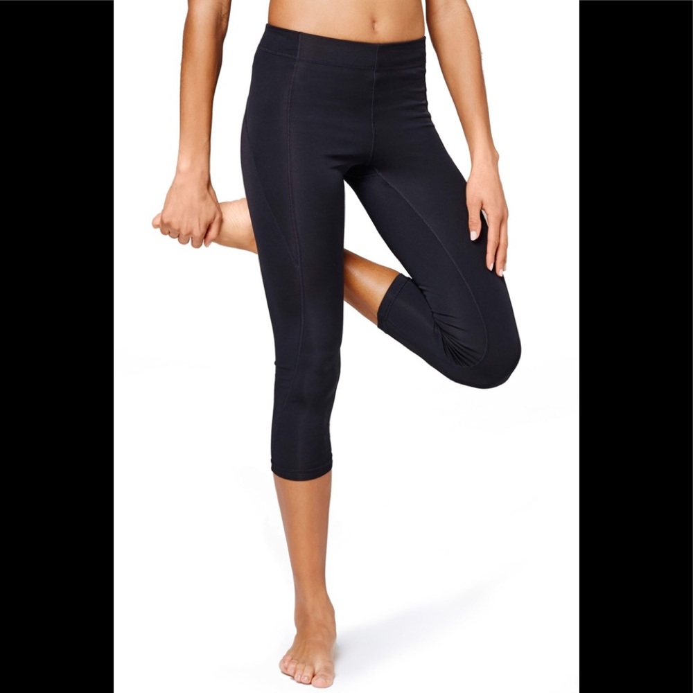 NWT IVY PARK LEGGING